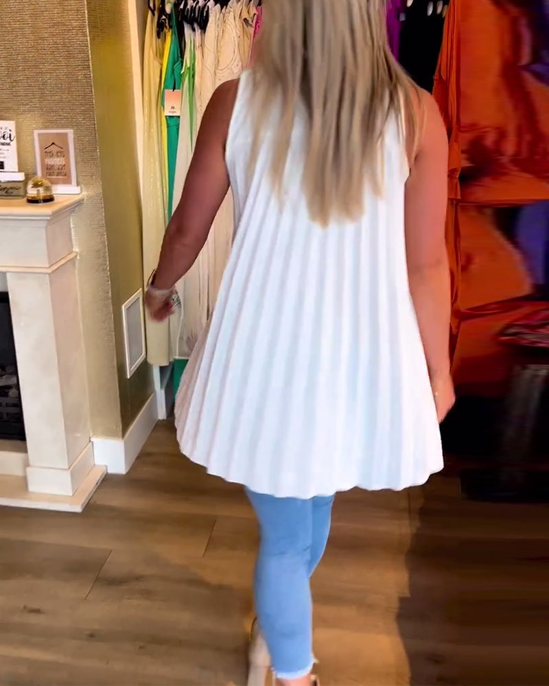 Sleeveless Ruffle Lapel Top